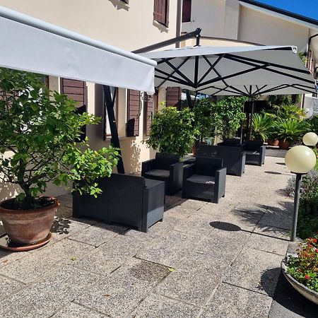 Hotel Piroga Padova Selvazzano Dentro Luaran gambar