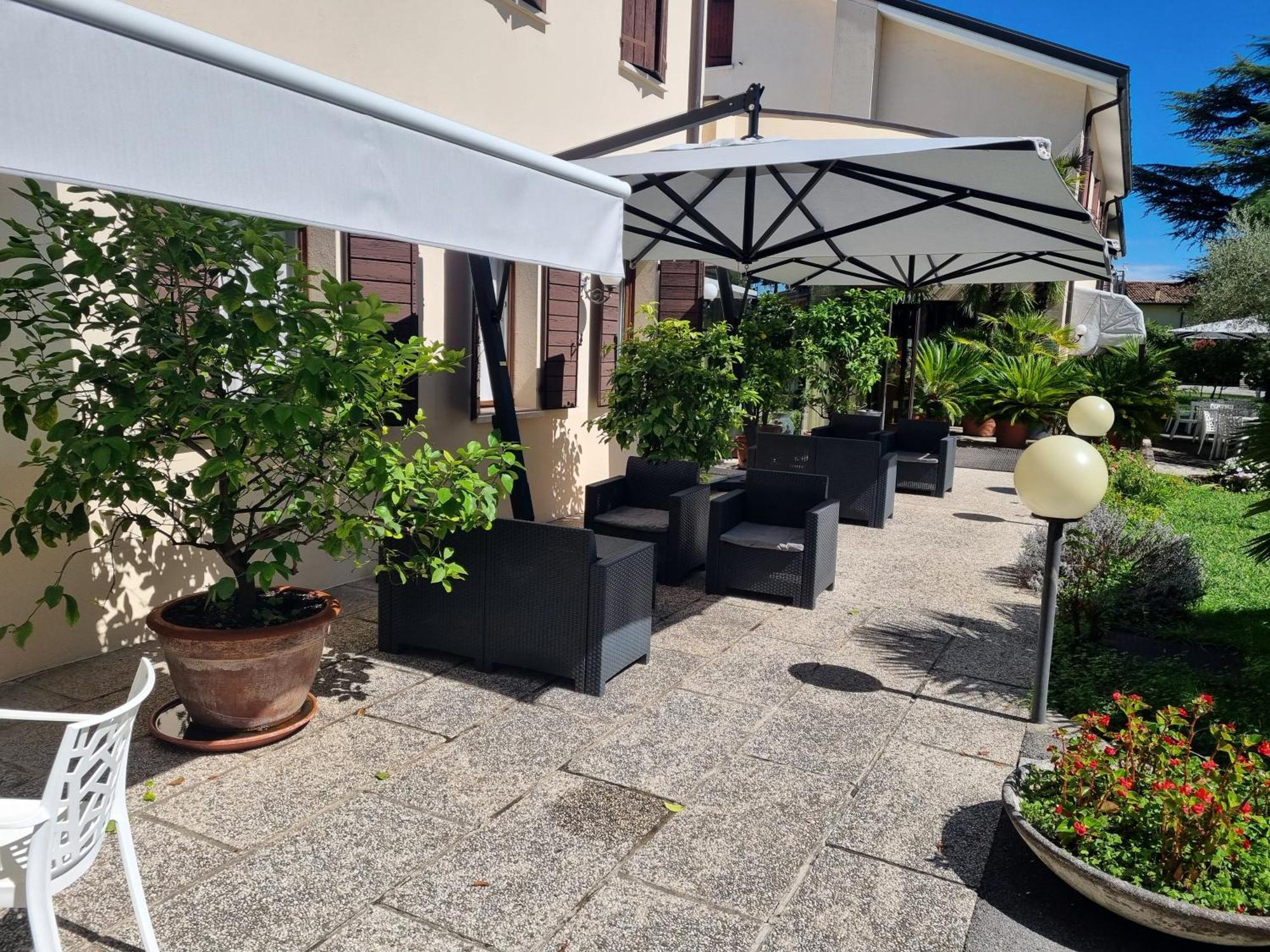 Hotel Piroga Padova Selvazzano Dentro Luaran gambar