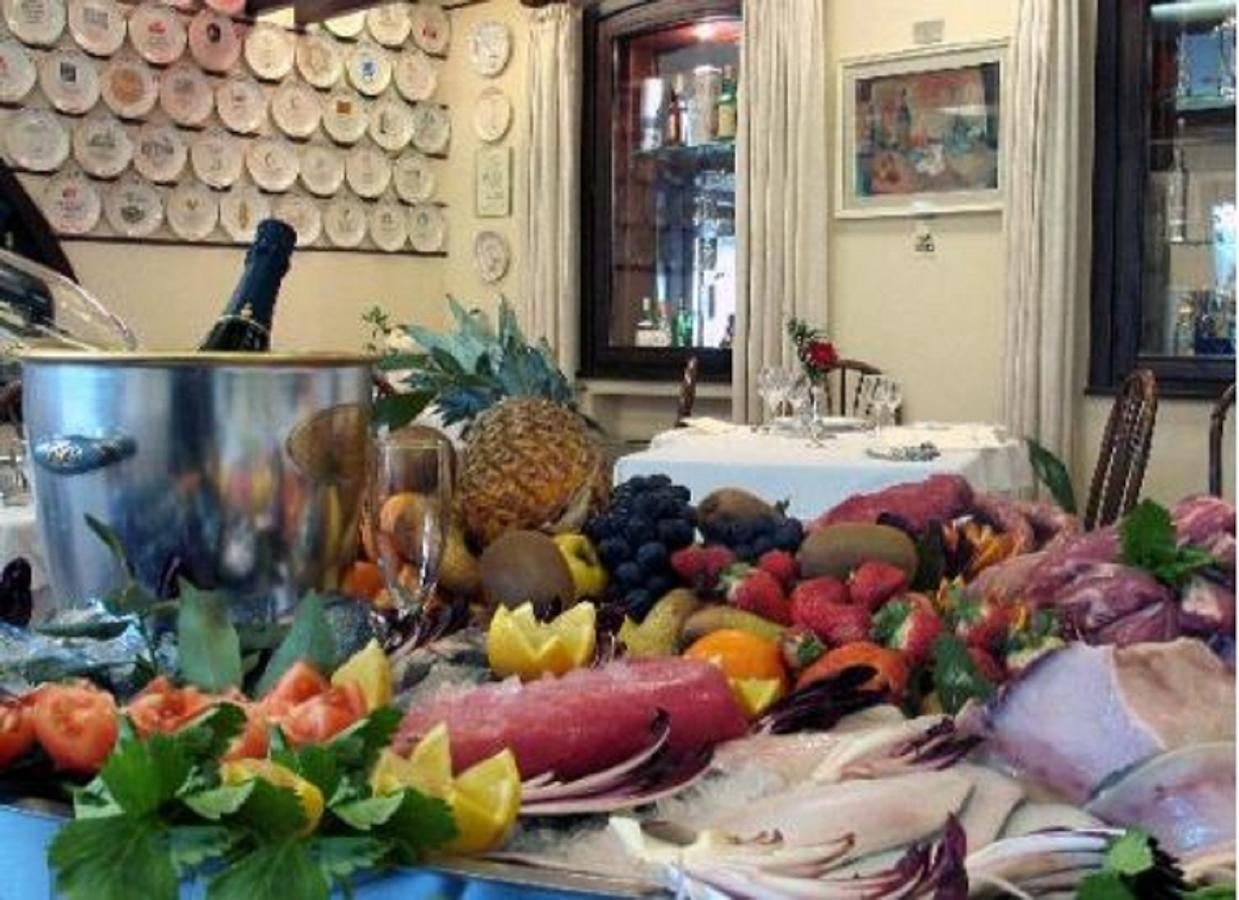 Hotel Piroga Padova Selvazzano Dentro Luaran gambar